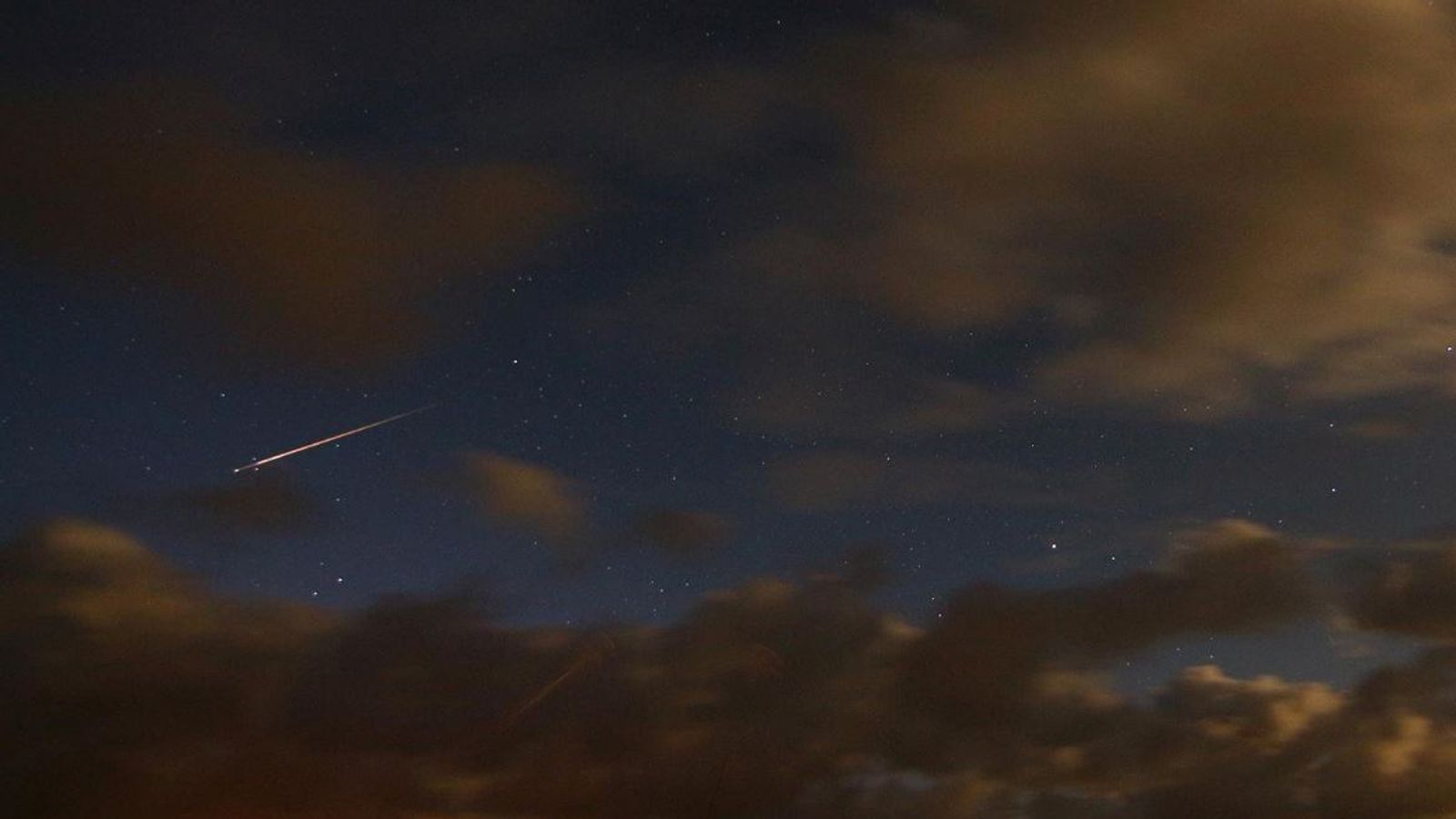 Stargazers Rejoice! Perseid Meteor Shower Promises An Unforgettable Show - olpwpdi