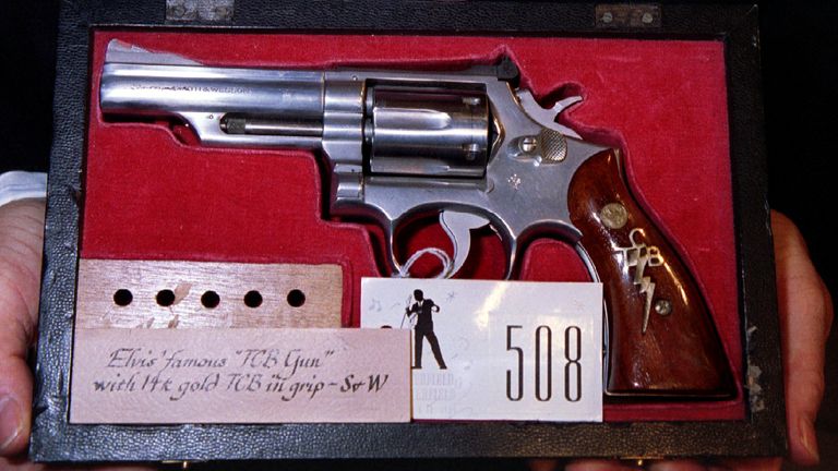 Elvis Presley&#39;s gun