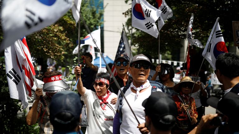 Supporters of former president Park held a rally outside the court
