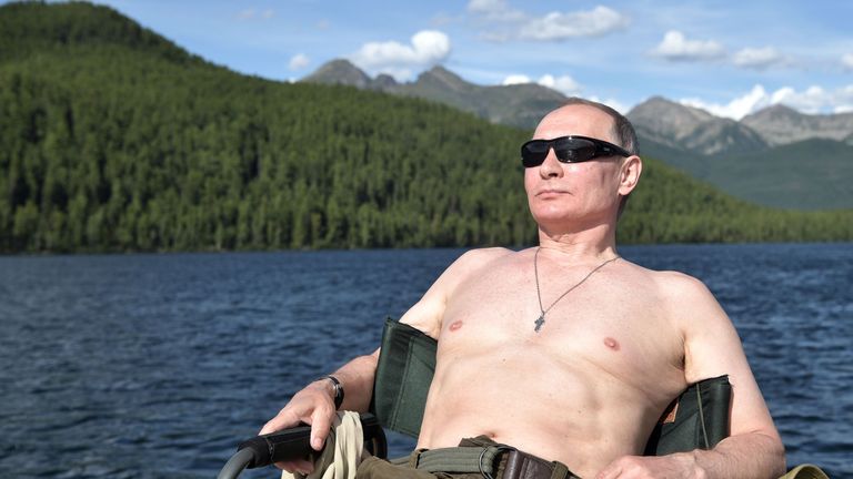 Putin relaxes in the remote Tuva region