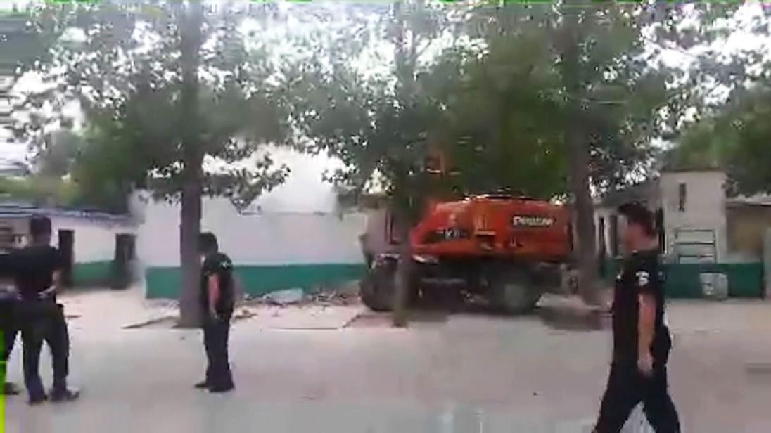 The moment the bulldozers moved in