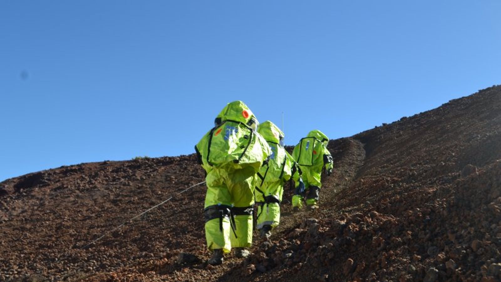 Mars 'crew' emerge after eight-month isolation on Hawaiian volcano ...