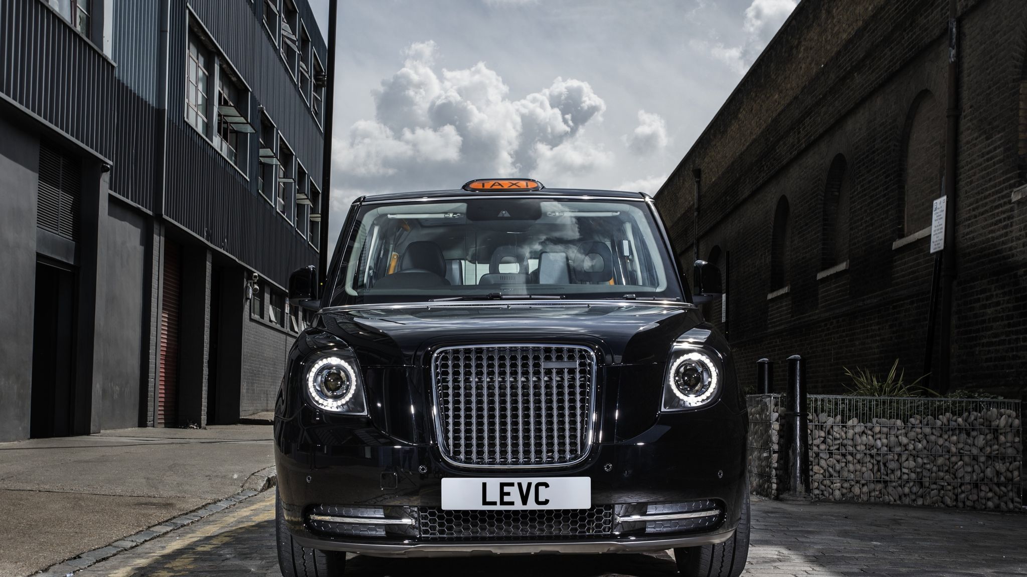 Coronavirus London Taxi Maker Halts Supplier Payments Business News Sky News