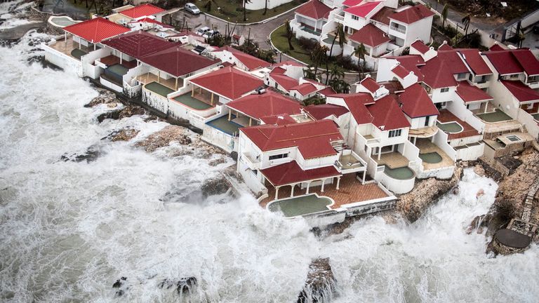 Hurricane Irma hits Saint Martin