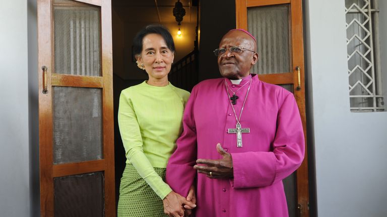 Desmond Tutu met with fellow Nobel prize Winner Aung San Suu Kyi in 2013