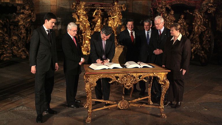 Gordon Brown signs the Treaty of Lisbon in December 2007