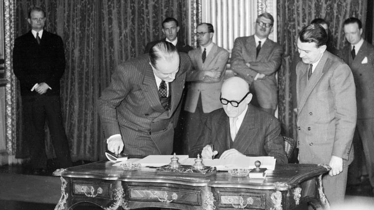 Robert Schuman signs the Treaty of Paris in 1951