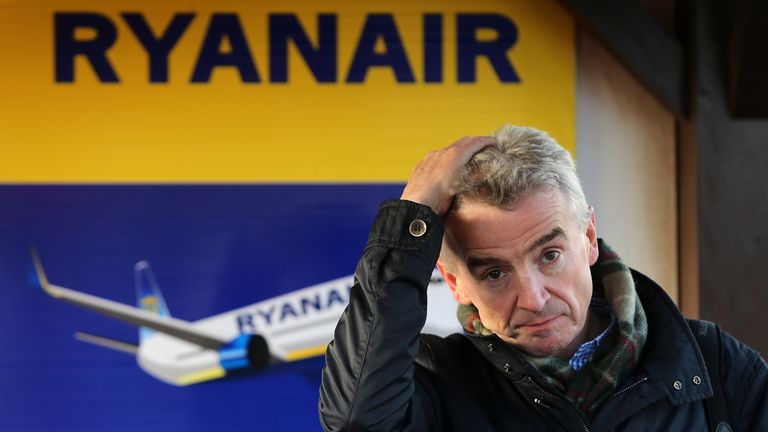 Michael O&#39;Leary has &#39;sincerely apologised&#39; to customers affected by cancellations