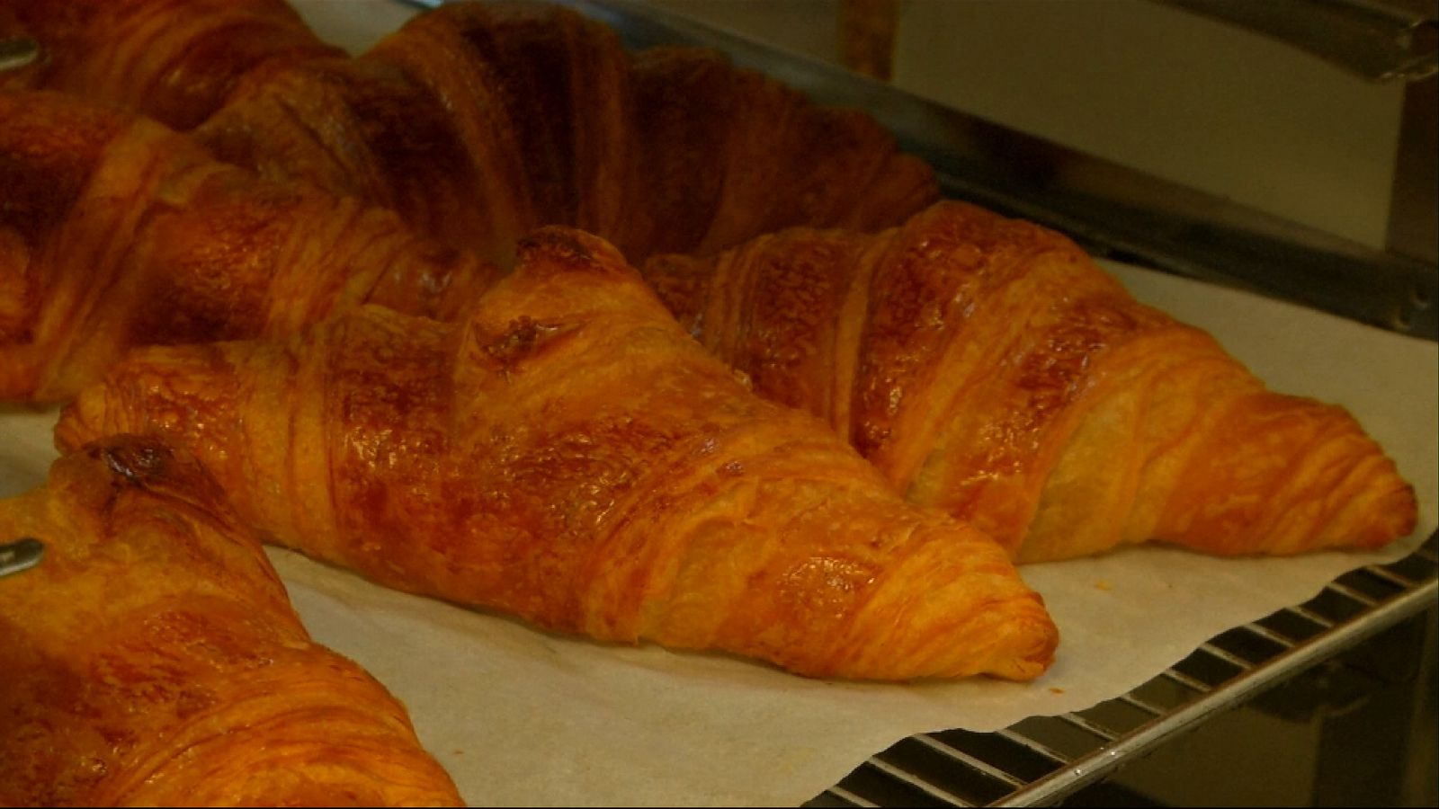 I can't believe there's no butter! French dairy crisis starts to bite