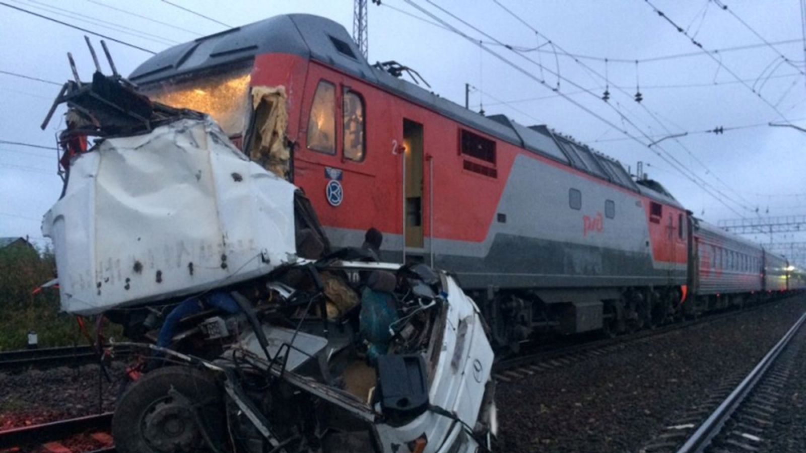 Bus crash in Russia leaves at least 16 people dead | World News | Sky News