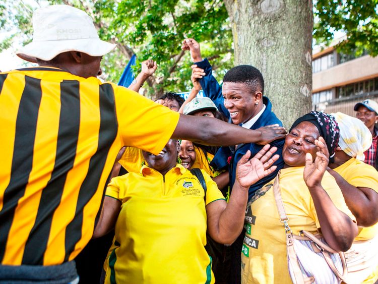 Victor Mlotshwa is welcomed by supporters as he arrives at the Middleburg Court