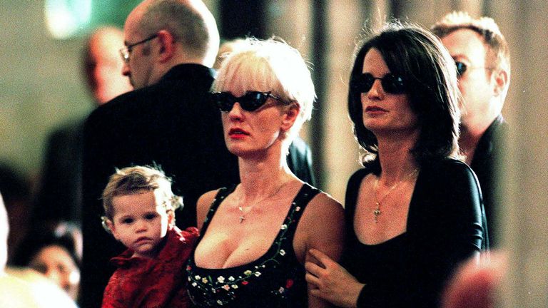 Paula Yates holds Tiger Lily at Hutchence&#39;s funeral in Sydney