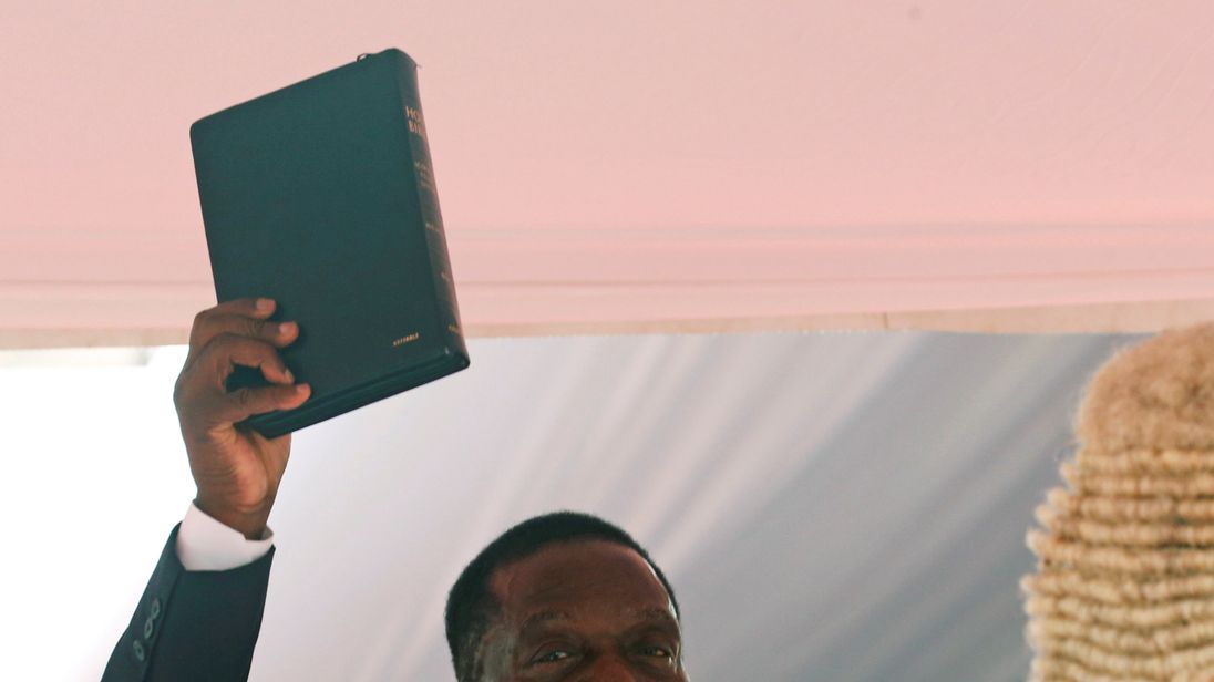 Mugabe 'quite jovial' despite being forced out Mugabe 'quite jovial' despite being forced out