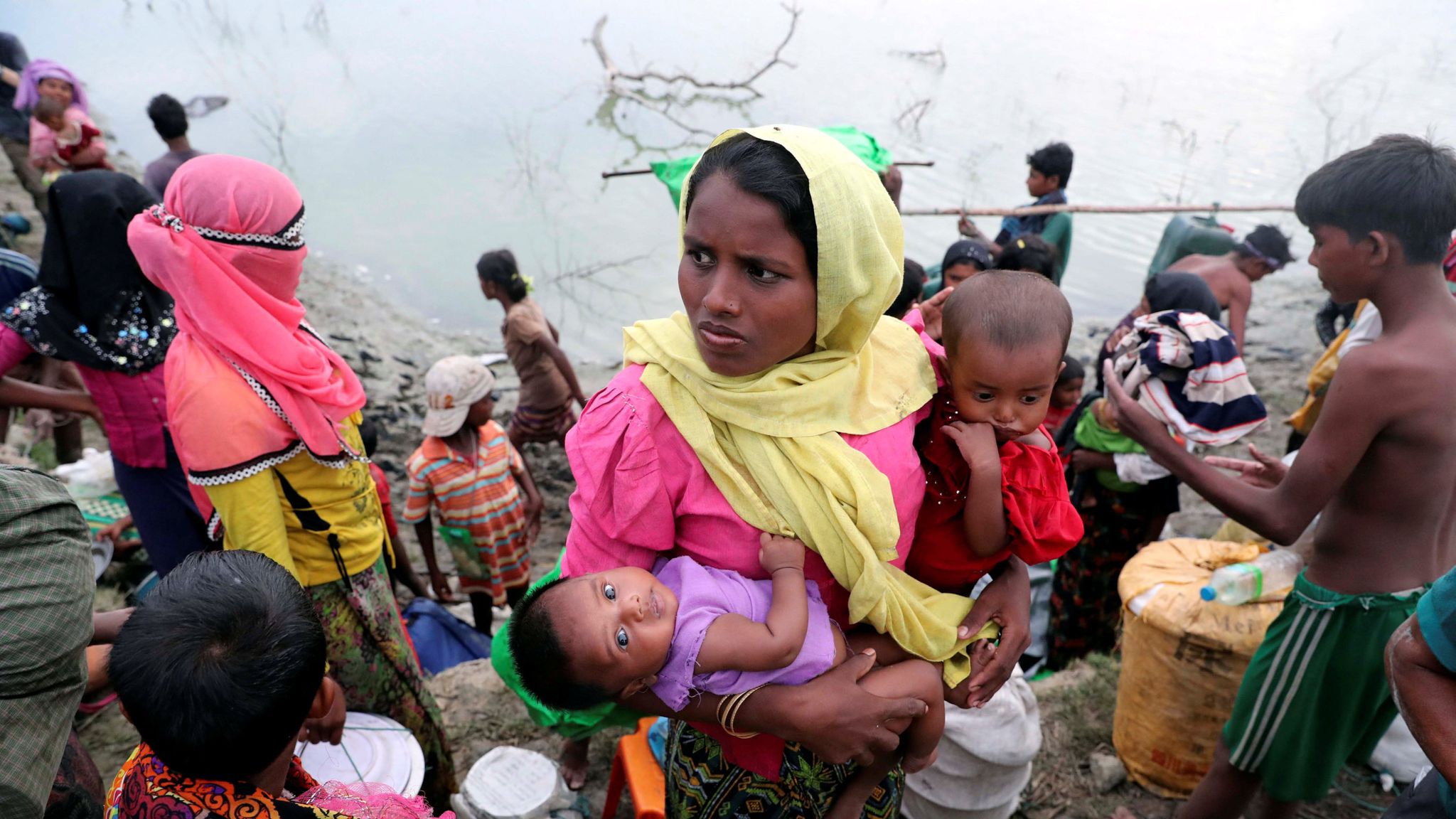 Rohingya refugees face threat of mudslides and disease, Disasters ...