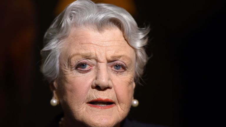 Actress Angela Lansbury attends a special screening and panel discussion of 'Beauty and the Beast' to celebrate the animated film's 25th anniversary on May 9, 2016 at the Academy of Motion Picture Arts and Sciences (AMPAS ) in Beverly Hills, California.  / AFP / ROBYN BECK (Photo credit should be ROBYN BECK / AFP / Getty Images)