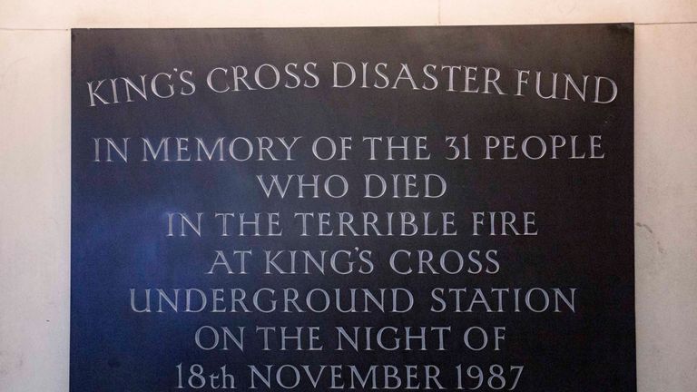 A plaque remembering the King&#39;s Cross fire which claimed the lives of 31 people in 1987
