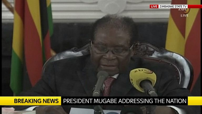 Robert Mugabe announces his resignation 