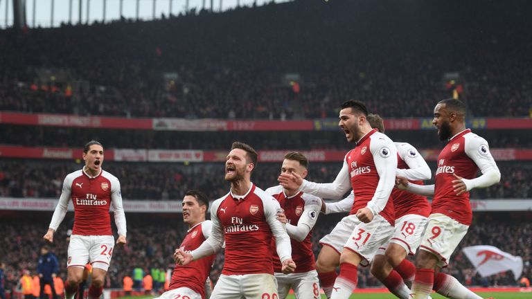 Arsenal 2 - 0 Tottenham - Match Report & Highlights