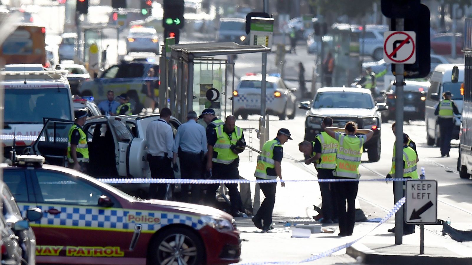 Car hits pedestrians on busy Melbourne street World News Sky News Car hits pedestrians on busy Melbourne street World News Sky News