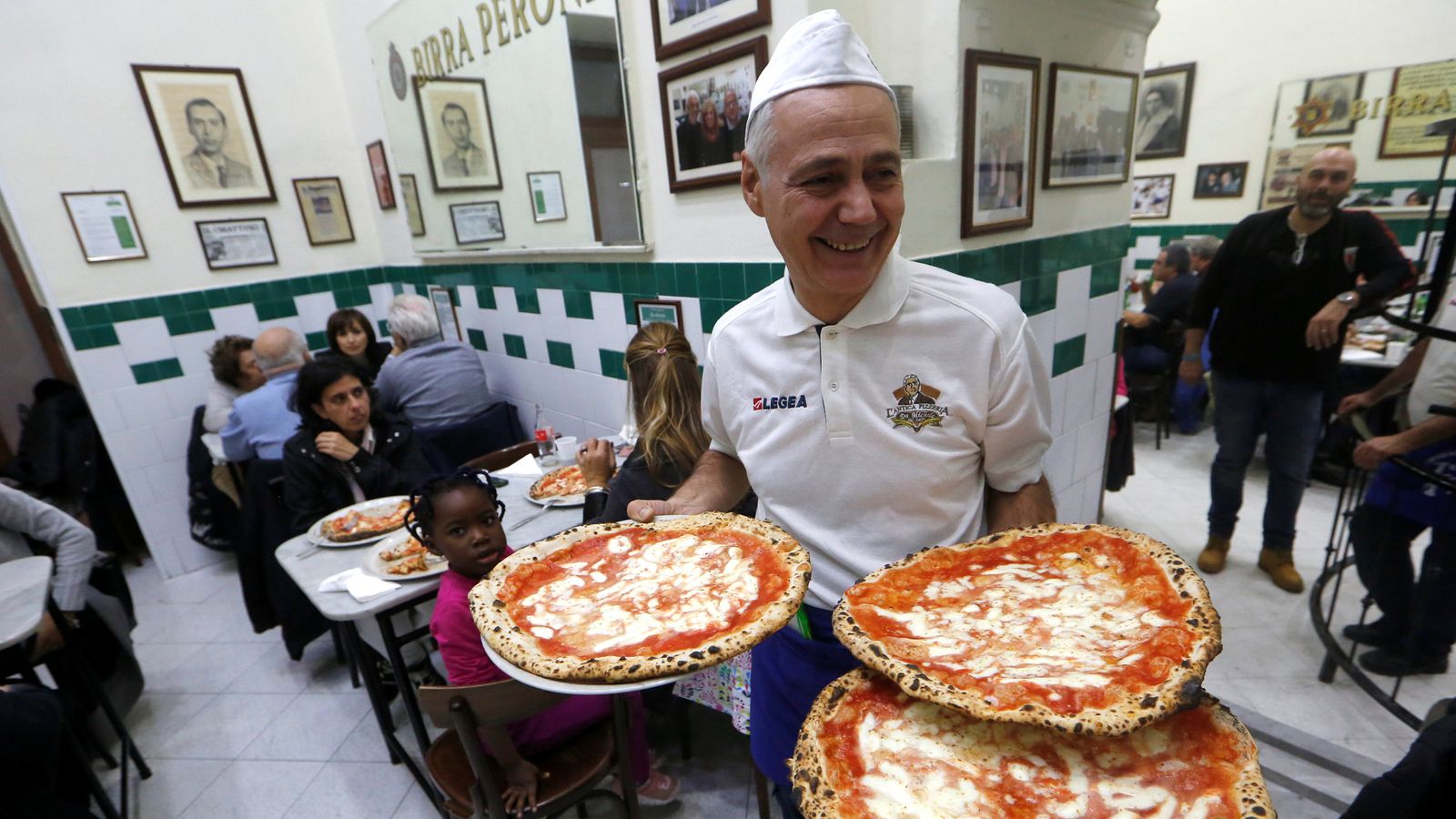 A pizza heritage: Naples dough twirling recognised on UNESCO traditions list