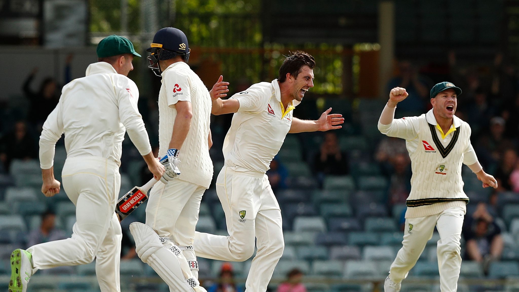Ashes England surrender urn after humiliating defeat in third test