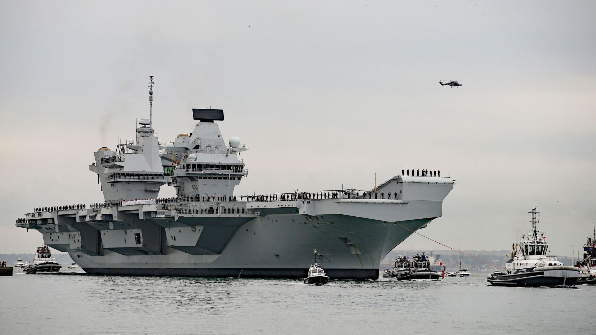 Leak Discovered On Royal Navy's New £3bn Warship HMS Queen Elizabeth ...