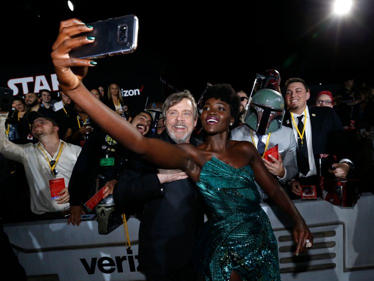 Mark Hamill's Last Jedi Performance Gets Oscar Campaign Mark Hamill's Last Jedi Performance Gets Oscar Campaign
