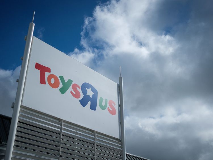 A general view of the exterior of a branch of the toy staore Toys R Us on September 19, 2017 in Luton, England.