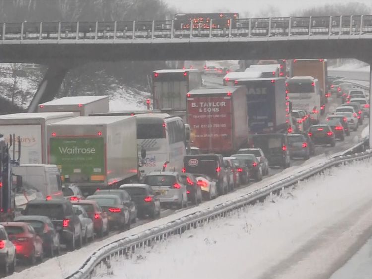 Long queues on the M4