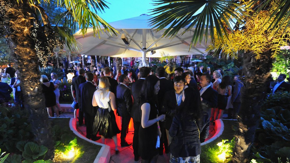 Branson S Kensington Roof Gardens To Close