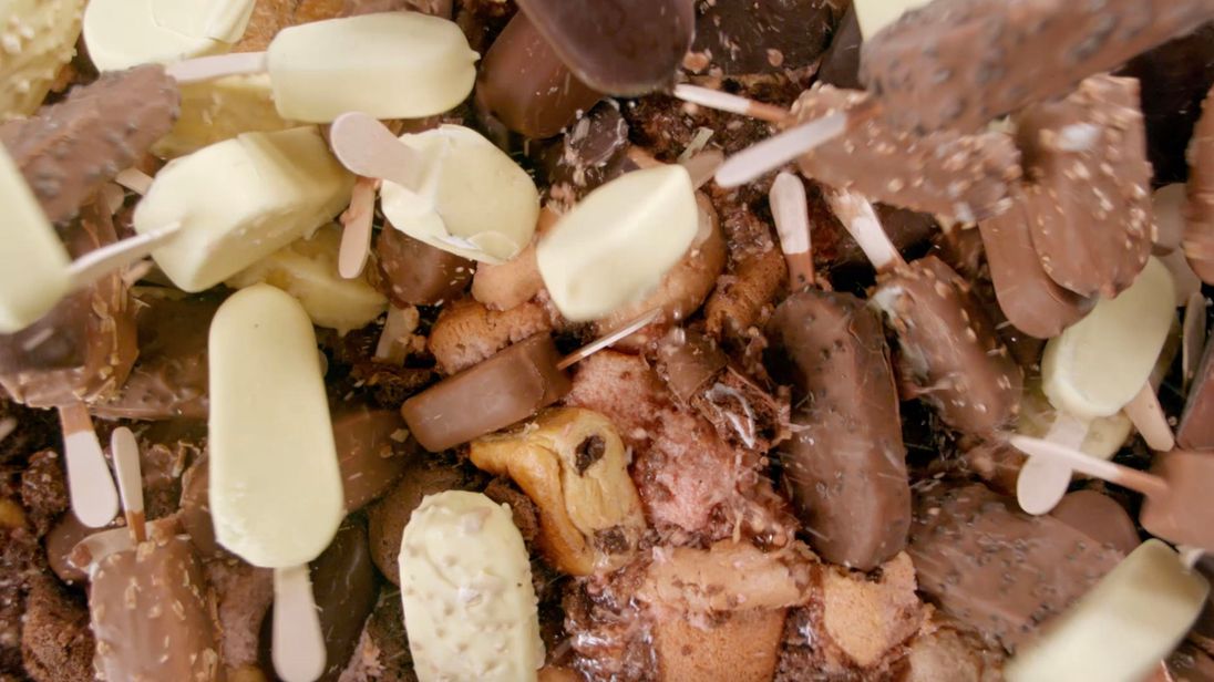 Children eat more than 120 cakes and 70 ice creams a year on average