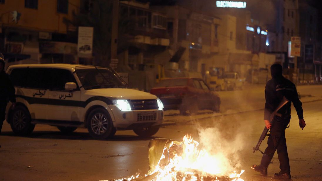 protesters clash with riot police attempting to disperse the crowd during demonstrations against rising prices and tax increases, in Tebourba, Tunisia, January 9, 2018. REUTERS/Zoubeir Souissi

