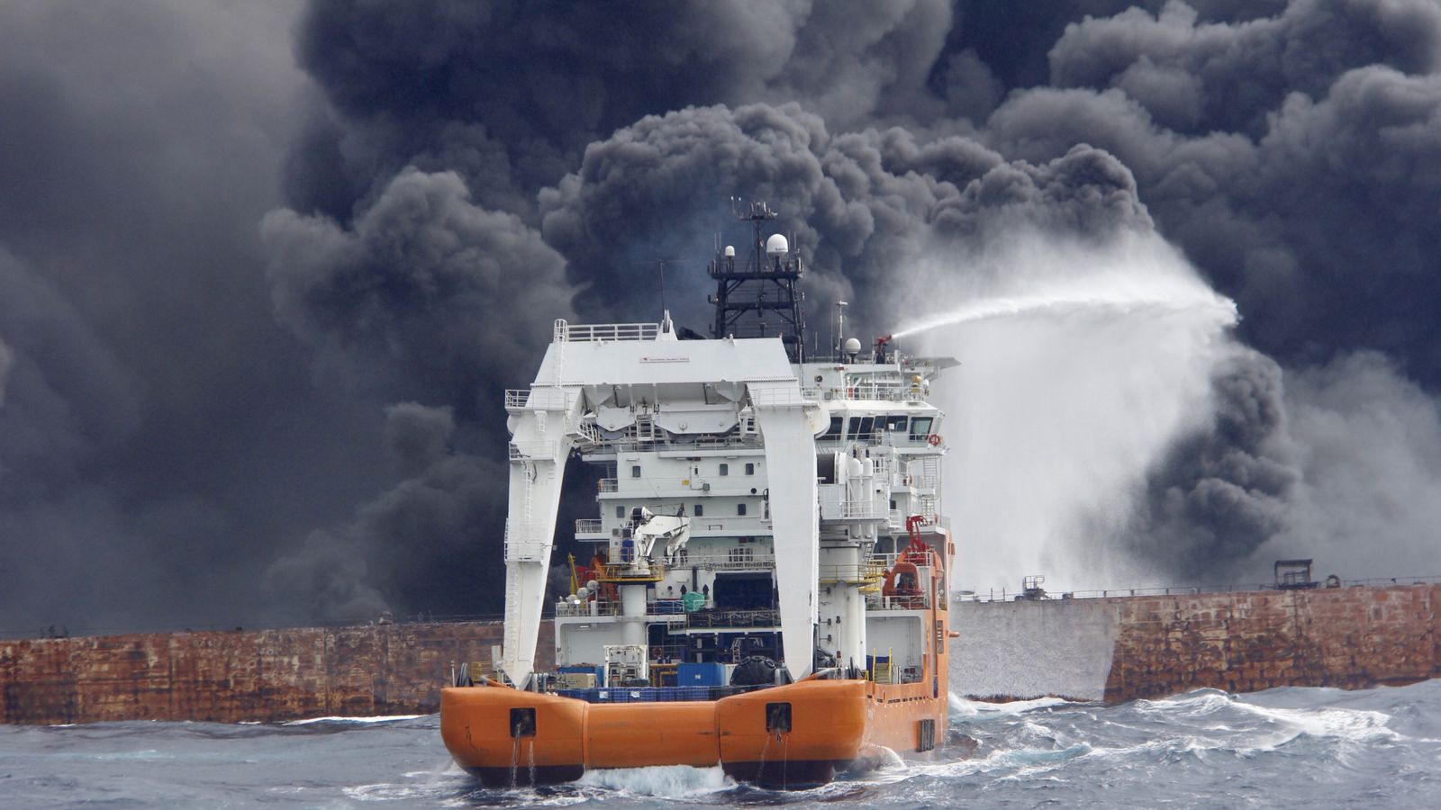 'No hope of survivors' on sinking Iranian oil tanker Sanchi World