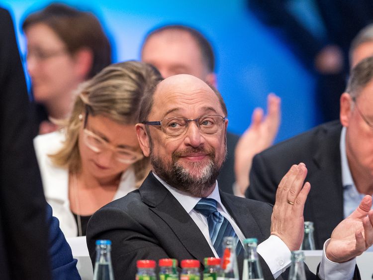 Merkel faces nightmare in parliament as coalition means AfD becomes biggest opposition Merkel faces nightmare in parliament as coalition means AfD becomes biggest opposition