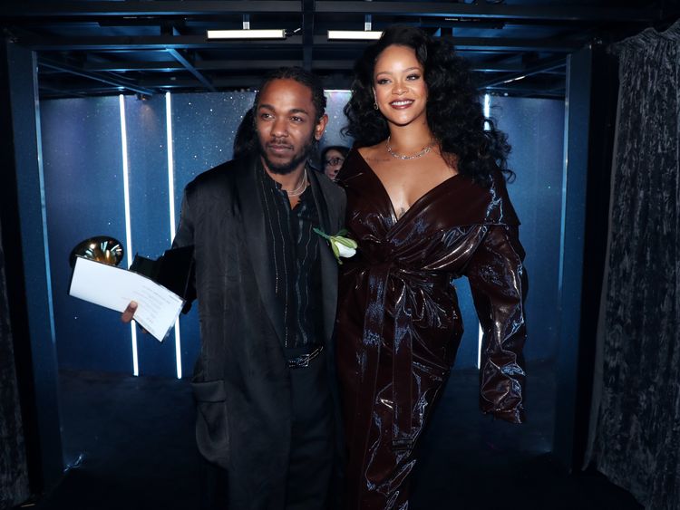 NEW YORK, NY - JANUARY 28: Recording artists Kendrick Lamar and Rihanna attend the 60th Annual GRAMMY Awards at Madison Square Garden on January 28, 2018 in New York City. (Photo by Christopher Polk/Getty Images for NARAS) Editorial subscription SML 4098 x 3123 px | 34.70 x 26.44 cm @ 300 dpi | 12.8 MP  Size Guide Add notes DOWNLOAD AGAIN Details Restrictions:	Contact your local office for all commercial or promotional uses. Full editorial rights UK, US, Ireland, Canada (not Quebec). Restricted 