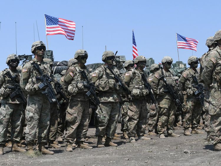 US soldiers won't be getting paid until the politicians reach a deal