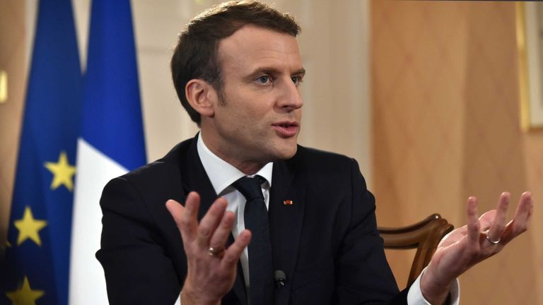Emmanuel Macron speaks to the BBC&#39;s Andrew Marr