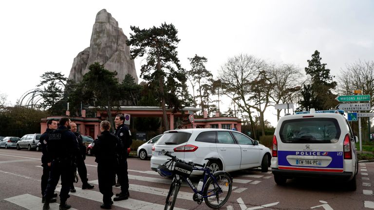 Police officers were called in to help with the zoo evacuation