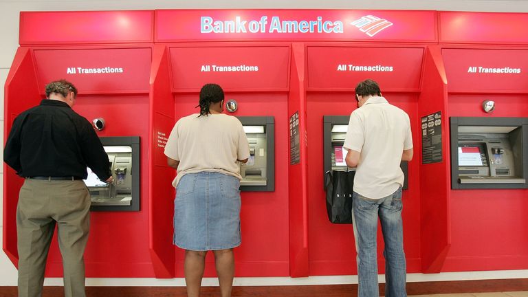Bank of America employees have been given a bonus after the tax cut