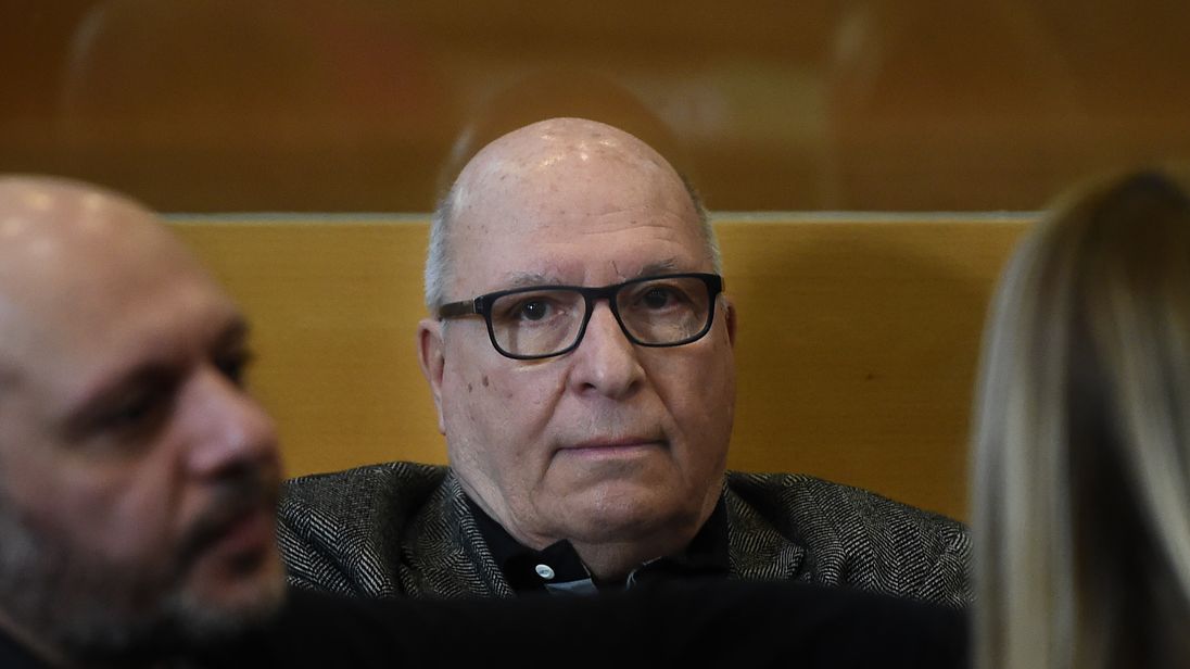 Jacques Cassandri, alleged &#39;brain&#39; in the case of the 1976 spectacular burglary of the Societe Generale bank of Nice waits, on February 12, 2018 at Marseille courthouse