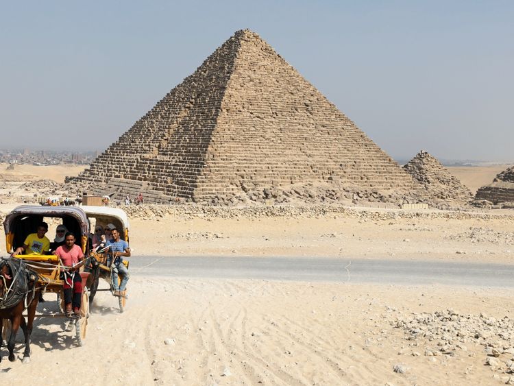 The Great Pyramid is only 0.067 degrees counter-clockwise from perfect cardinal alignment