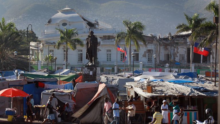 Aid agencies stepped in to help the thousands left homeless after the Haiti earthquake