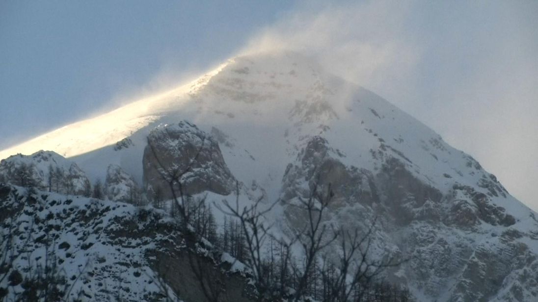 Four people killed in avalanche in the Alps