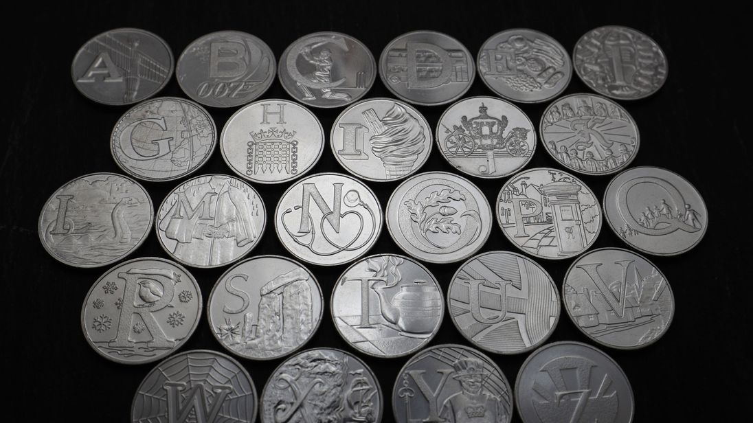 Nouvelles pièces de 10 pence Skynews-new-10-pence-coins_4243588