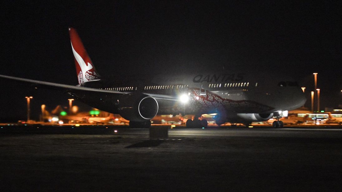 Qantas&#39; 787 Dreamliner takes off on its inaugural flight from Perth to London on March 24, 2018. Qantas&#39; 14,498 kilometre (9,009-mile) journey from the southwestern city to London is the world&#39;s third-longest passenger flight, the Australian carrier said, and the first ever regular service to connect the two continents directly. / AFP PHOTO / Greg Wood (Photo credit should read GREG WOOD/AFP/Getty Images)