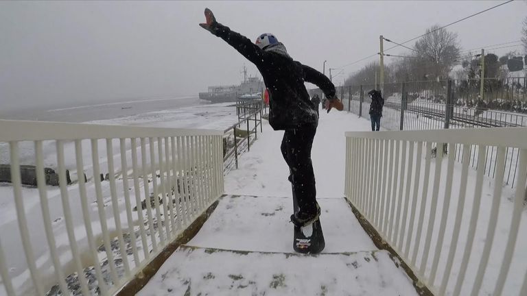 Billy Morgan shows his snow tricks in Essex 
