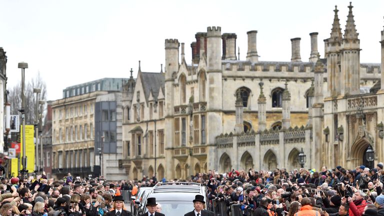 Stephen Hawking funeral: Eddie Redmayne leads tributes to physicist ...