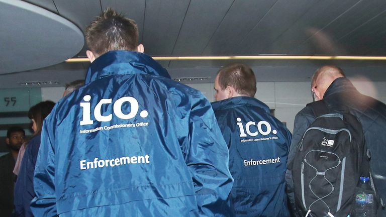 Enforcement officers working for the Information Commissioner's Office entering the offices of Cambridge Analytica in central London after a High Court judge granted a search warrant. PRESS ASSOCIATION Photo. Picture date: Friday March 23, 2018. See PA story COURTS Cambridge. Photo credit should read: Yui Mok/PA Wire