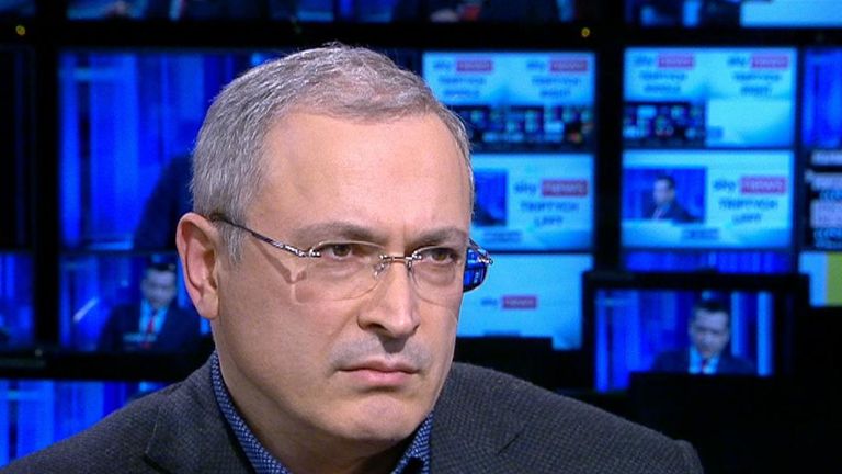 Mikhail Khodorkovski, once one of Russia&#39;s wealthiest oligarchs, labelled the Kremlin a &#39;criminal gang&#39;