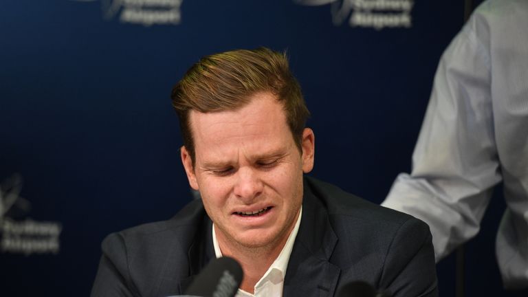 Steve Smith at press conference following ball-tampering scandal